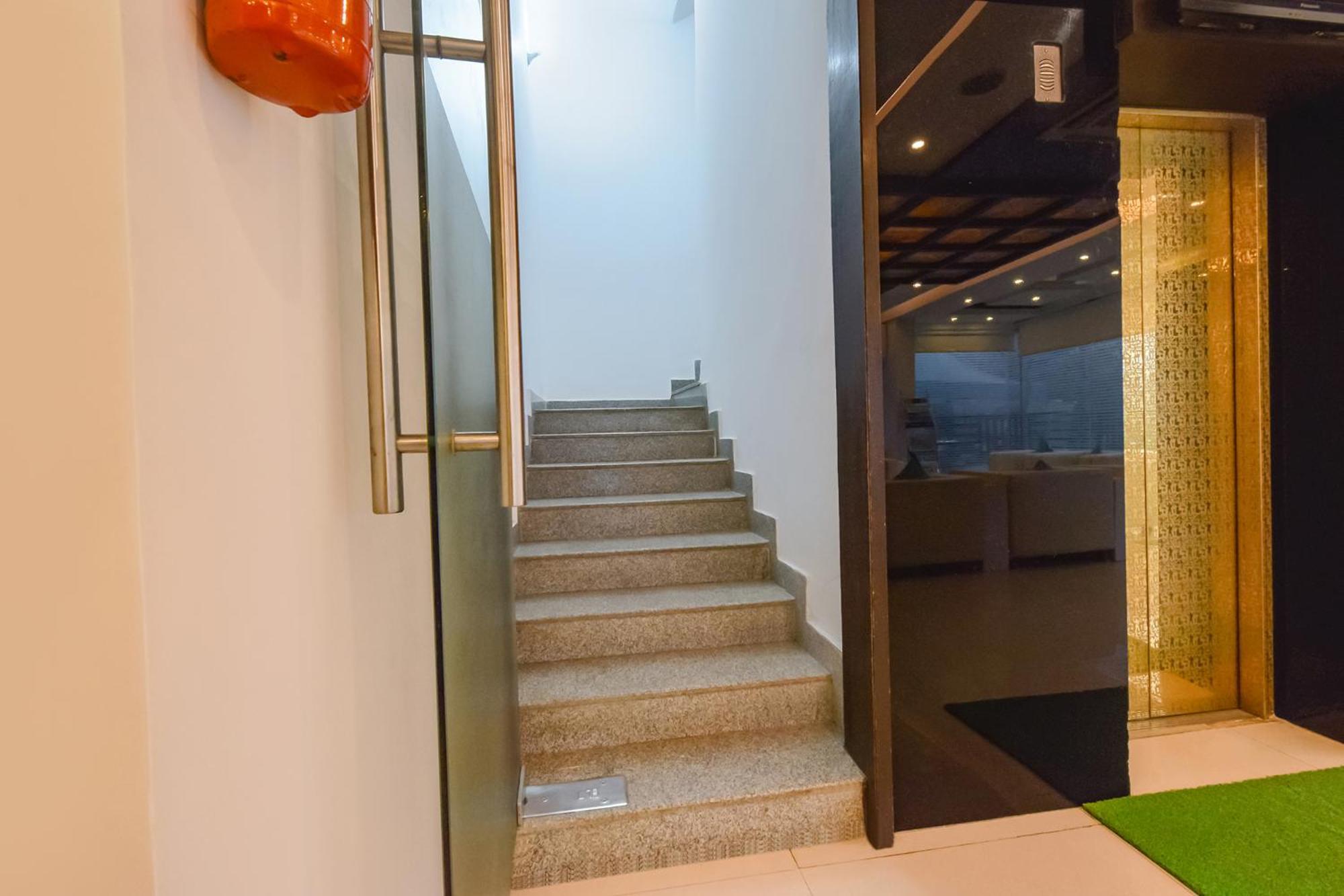 Fabhotel Aditya Homes - Nr Isb, Gachibowli Haïdarabad Extérieur photo